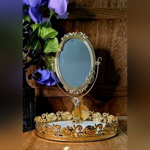 Bath & Body Works Disney Princess Bodycare Mirror Tray (IN ORIGINAL PACKAGING)